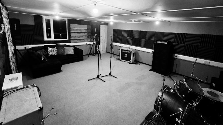 Studio 1 -2